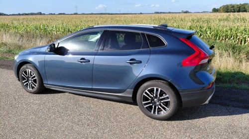 Volvo V-40 Cross Country