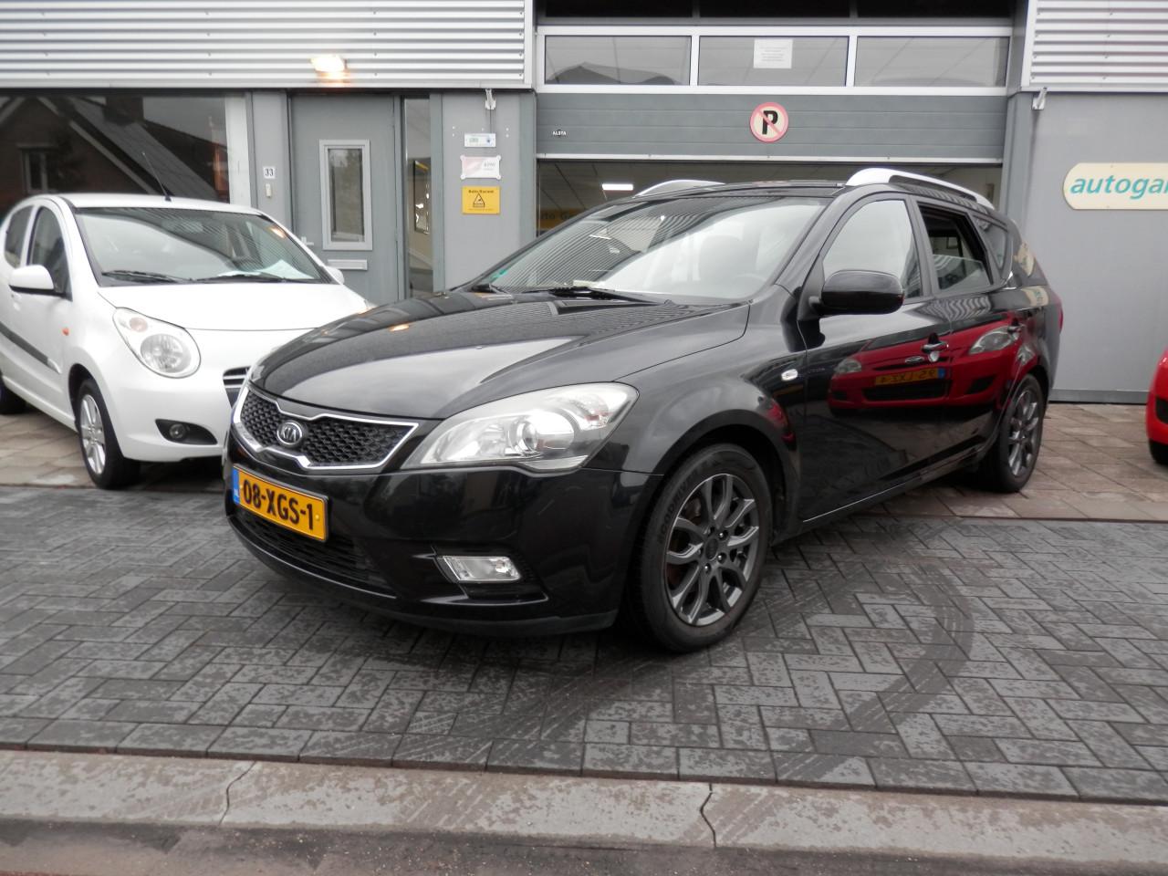 Auto Garant Biedt Aan: KIA Cee D 1.4 Navigator Plus Pack