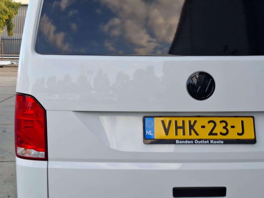 Volkswagen Transporter 2.0 tdi l2h1 30 dc verlaagd / spoilers in kleur / ai