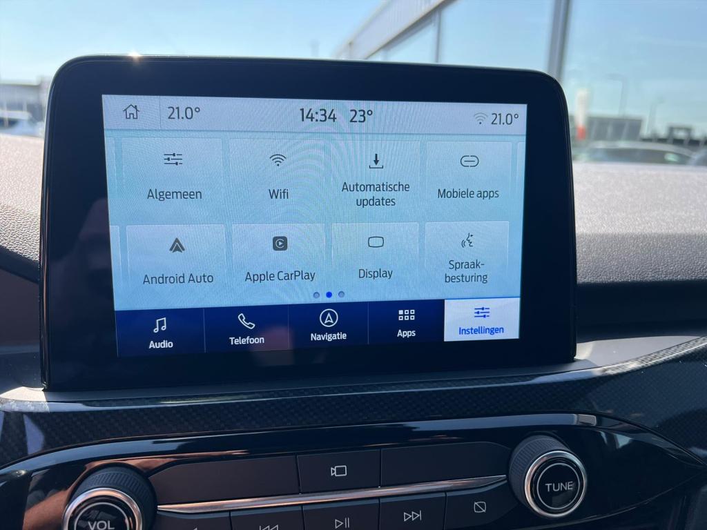 Ford Kuga 1.5 ecoboost 150pk 2wd st-line x , trekhaak , winterpakket , adap
