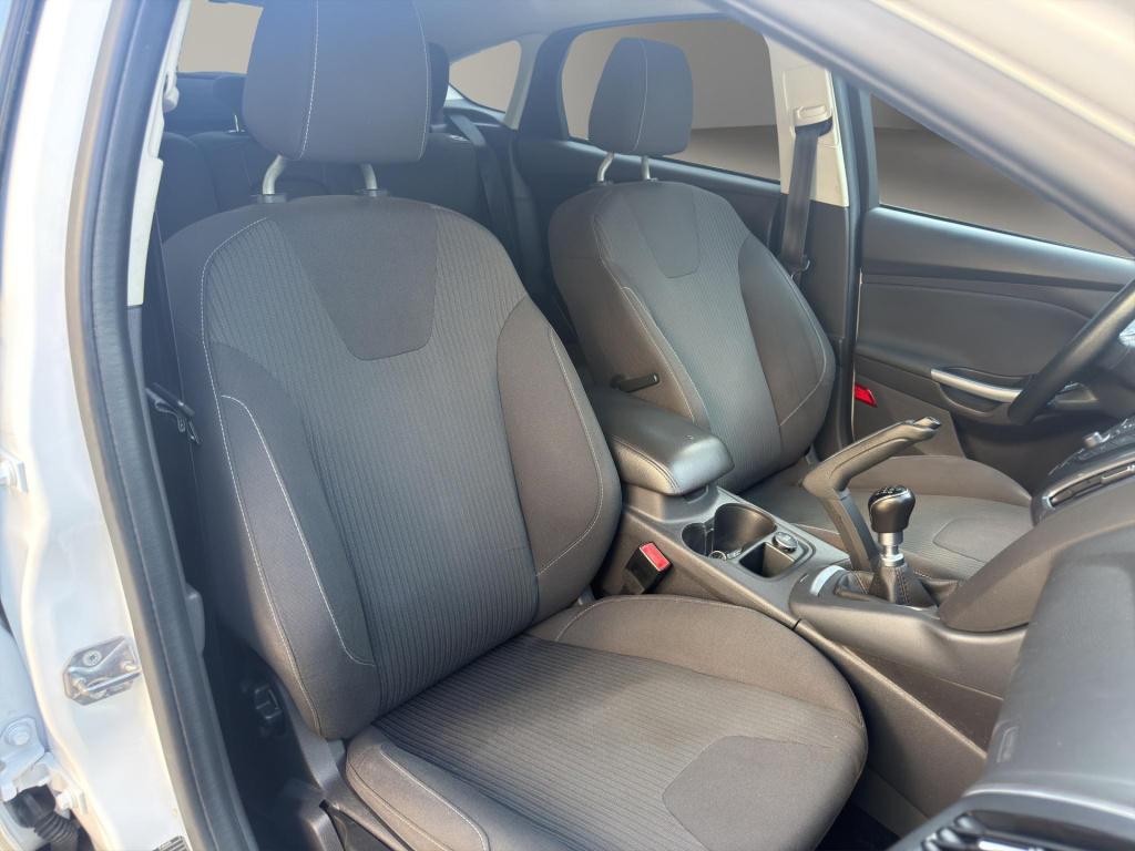 Ford Focus 1.6 ecoboost titanium clima cruise