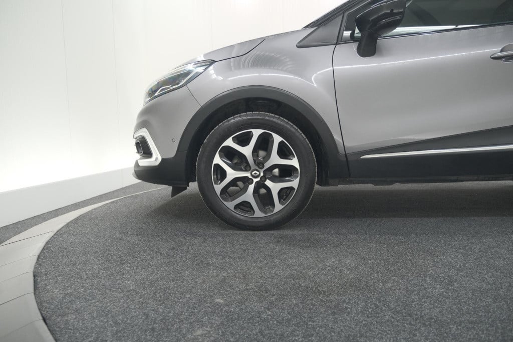 Renault Captur tce 90 intens | trekhaak | camera | navigatie | parkeersenso