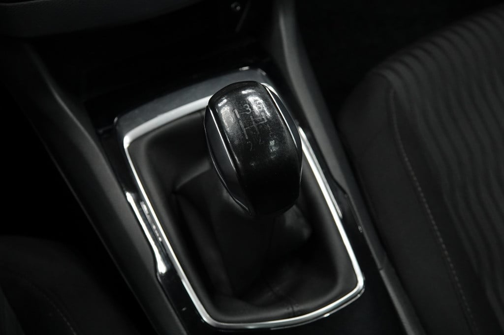 Peugeot 308 sw 1.2 puret | cruise | pdc | dab |