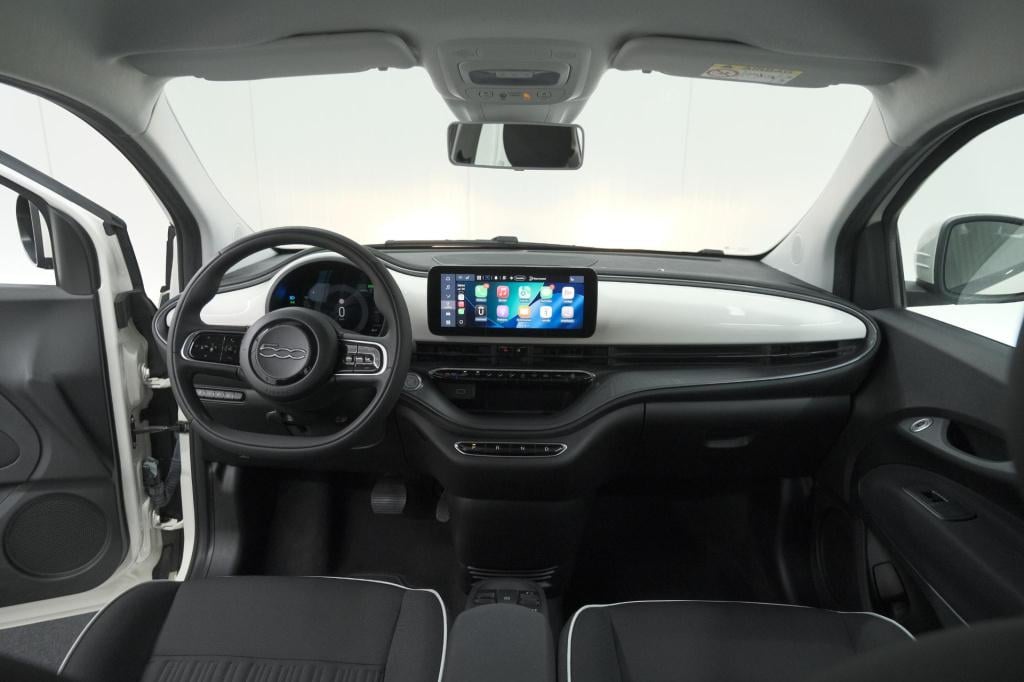 Fiat 500 urban 42 kwh | soh 96.8% | 3 fase laadfunctie | camera | apple car