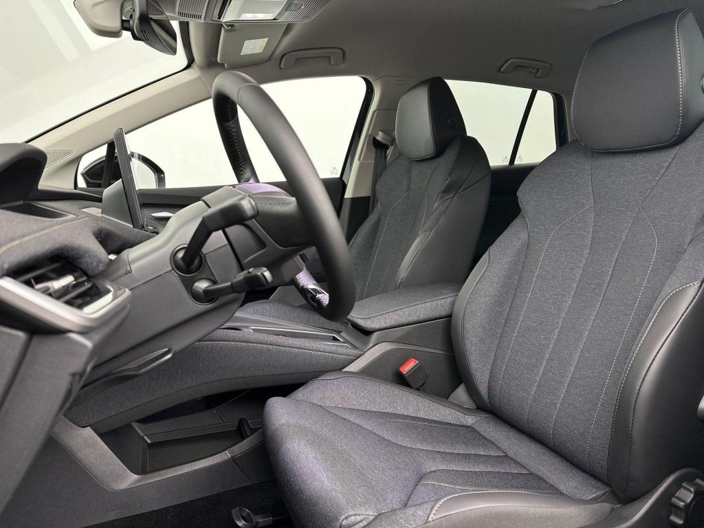 Skoda Elroq business edition elektromotor 210 kw / 286 pk suv