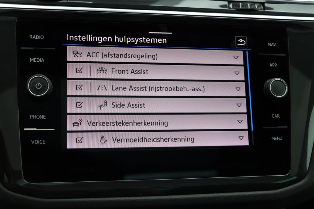 Volkswagen Tiguan 1.4 tsi ehybrid r-line business+ 245pk dsg6 | soh 90% |