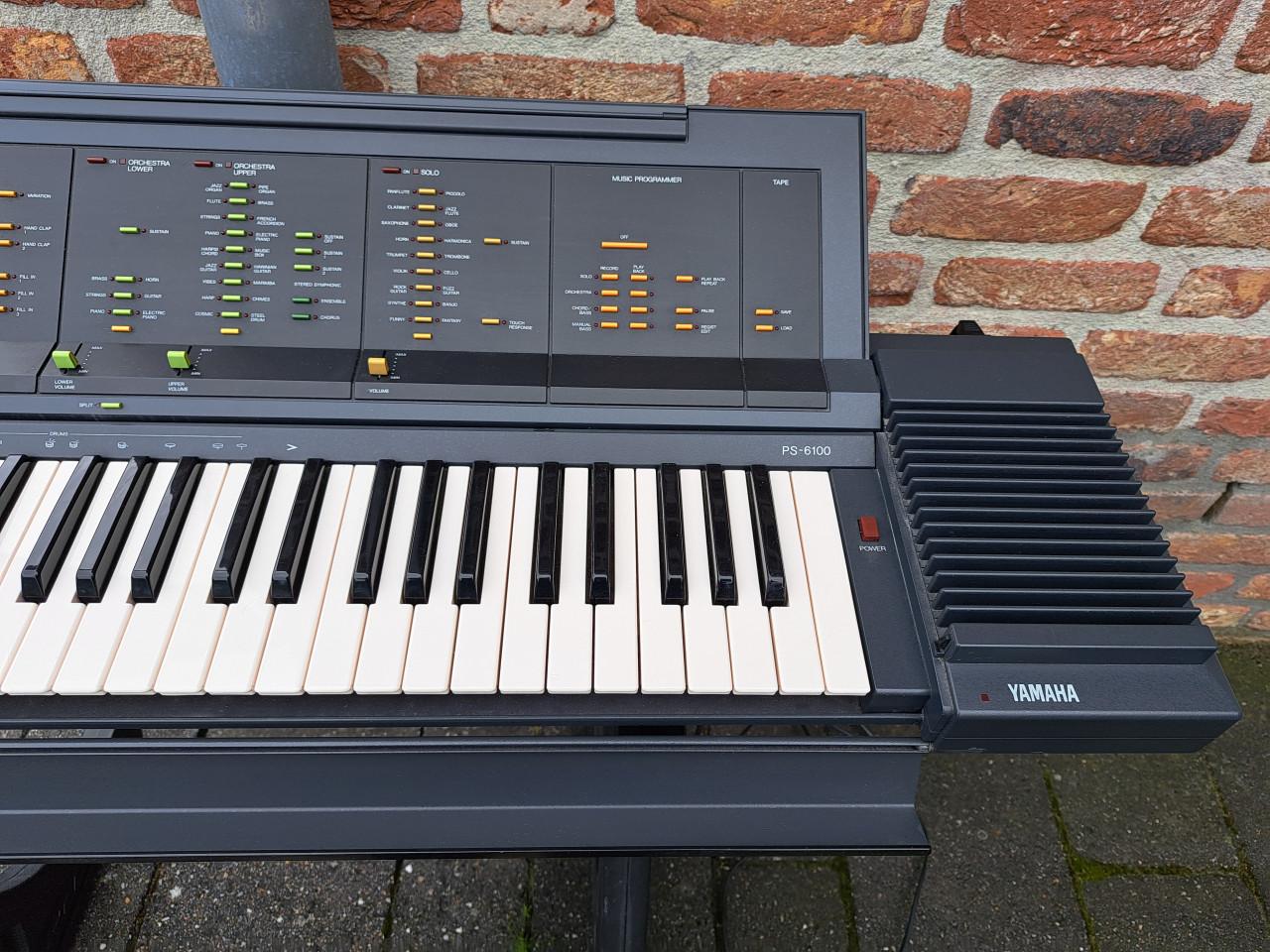 Yamaha Keyboard PS-6100