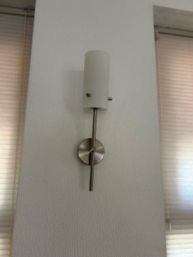 2 wandlampjes, wit glas