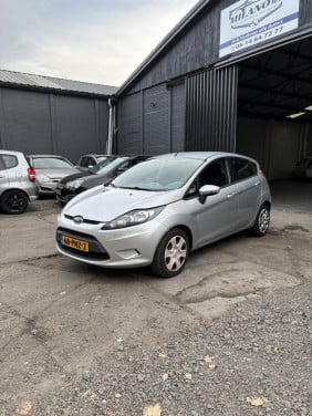Ford fiesta voljaar apk!