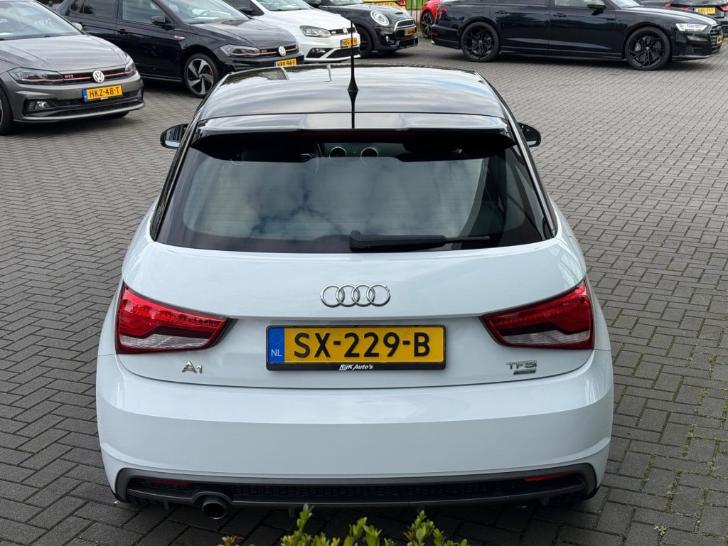 Audi A1 Sportback 1.0 tfsi s-line * navigatie * cruise control * nap