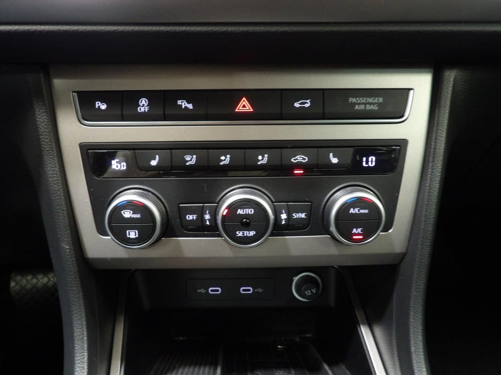 Seat Ateca 1.5 ecotsi 150pk dsg-7 xperience business intense