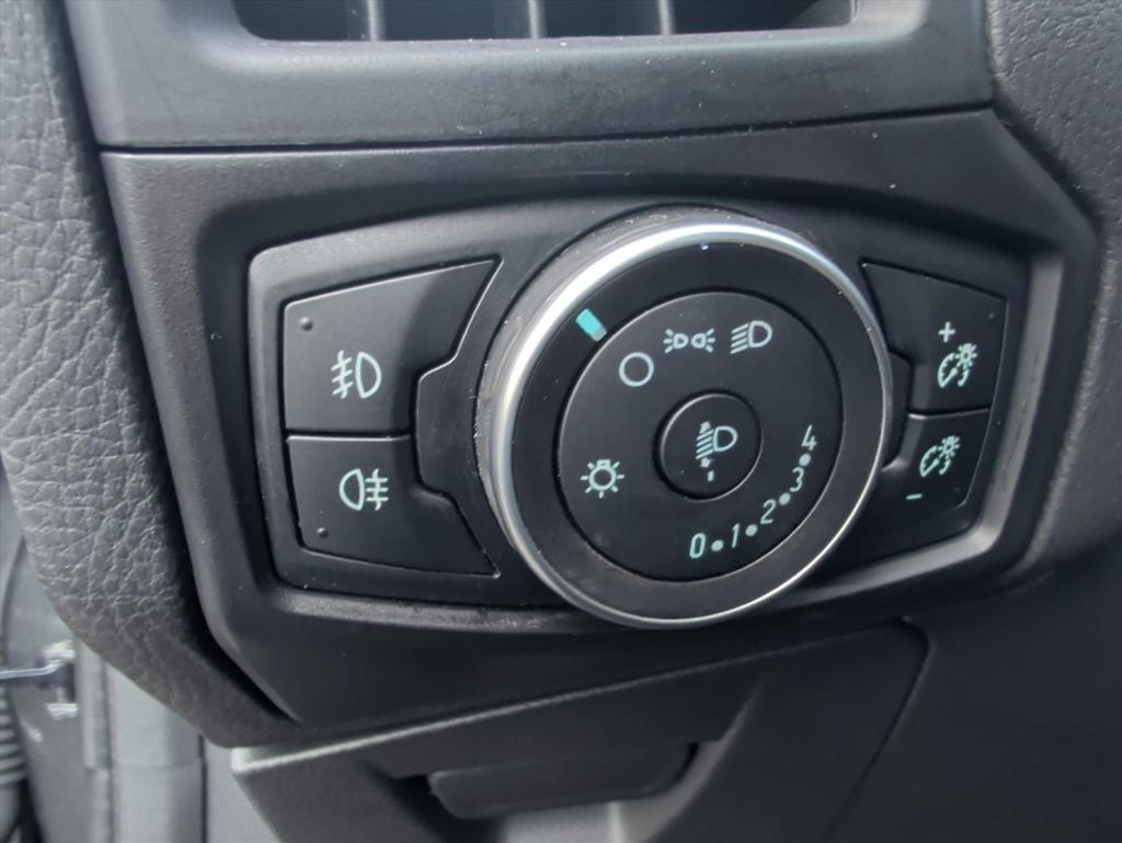 Ford Focus 1.0 ecoboost 5-deurs titanium | carplay | trekhaak | nwe distrib