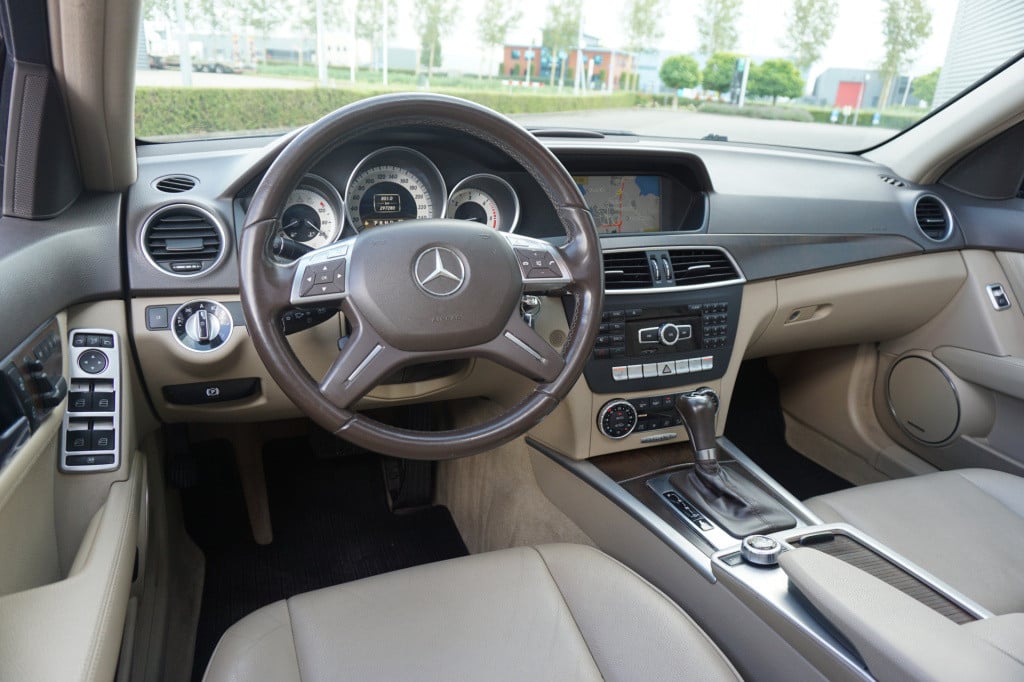 Mercedes-Benz C-Klasse estate 250 cdi business class elegance climate / sto
