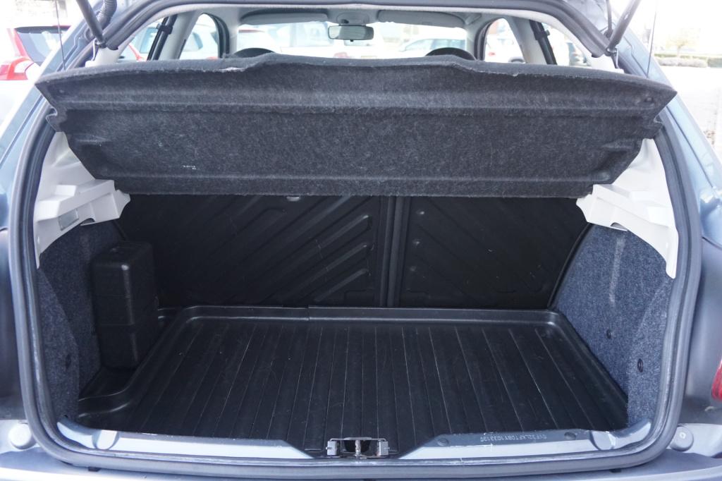 Peugeot 206 + 1.4 xs airco / elektr. ramen / nap / apk t/m 29-07-2026