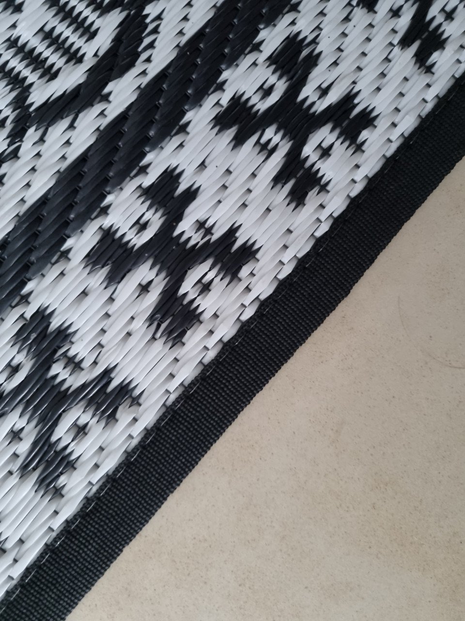 Tuinkleed buitenkleed 1.20 x 1.80 zwart-wit NIEUW