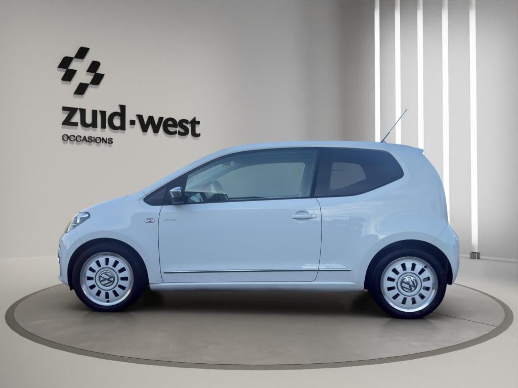 Volkswagen UP! 1.0 high up! bluemotion airco lm velgen navi