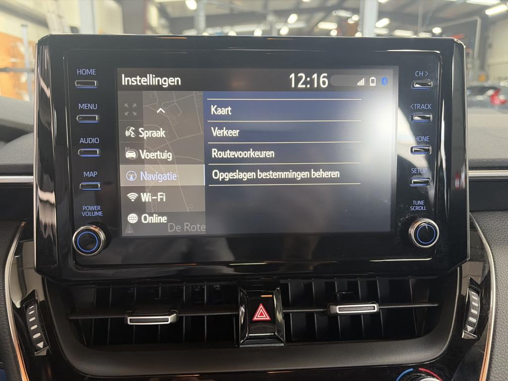 Toyota Corolla 1.8 hybrid first edition