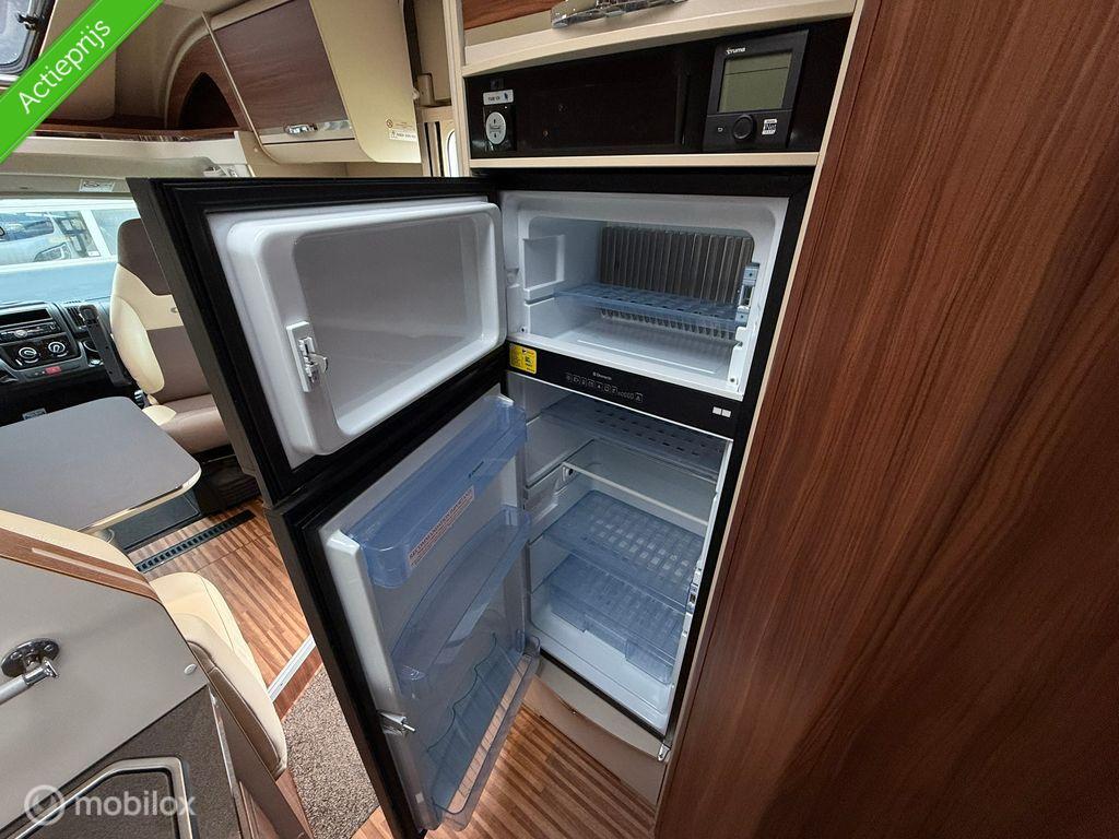 Adria Onbekend matrix m 670 sc plus