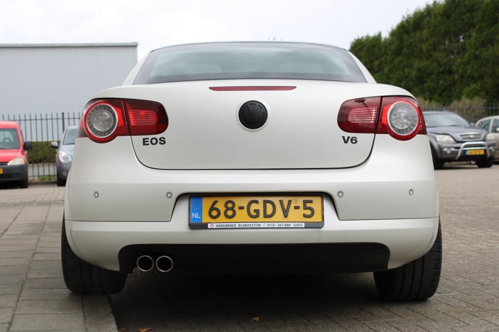 Volkswagen Eos ter bemiddeling 3.2 v6