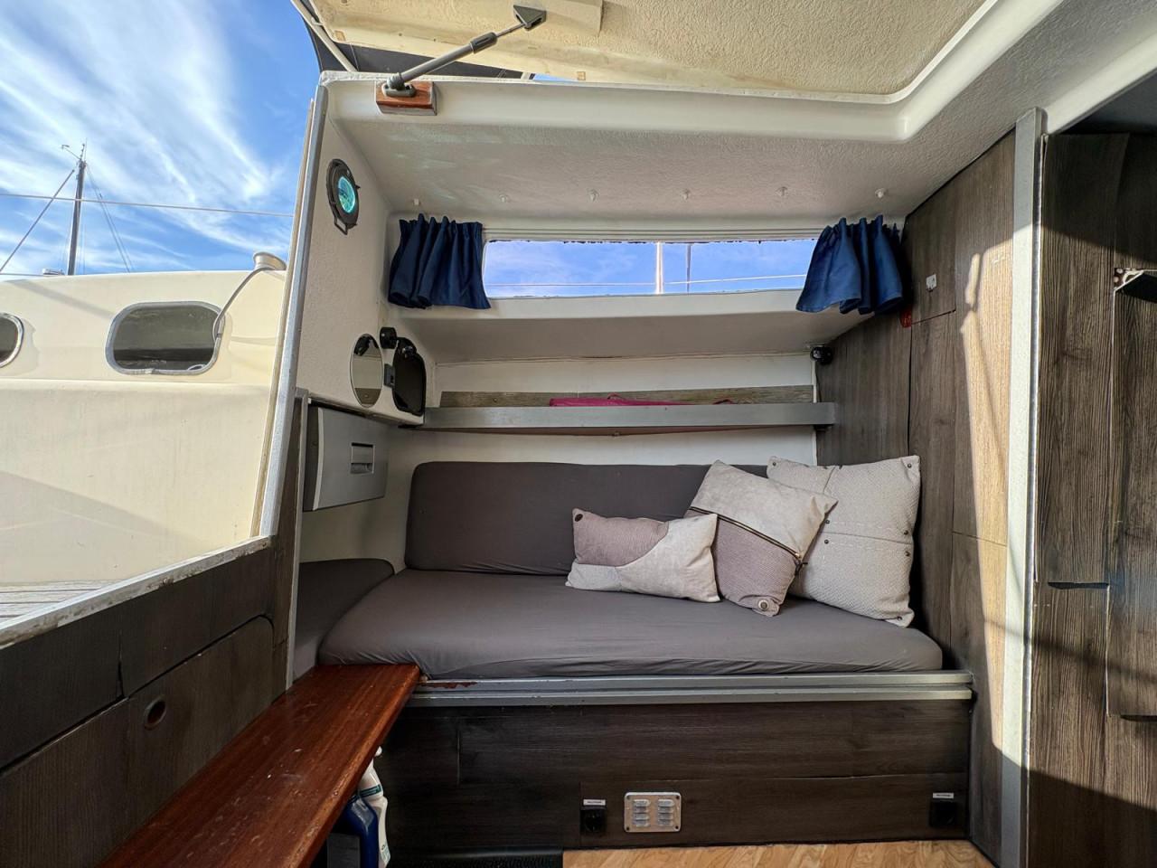 Zeer complete Piewiet 700 zeilboot met wat werk te koop