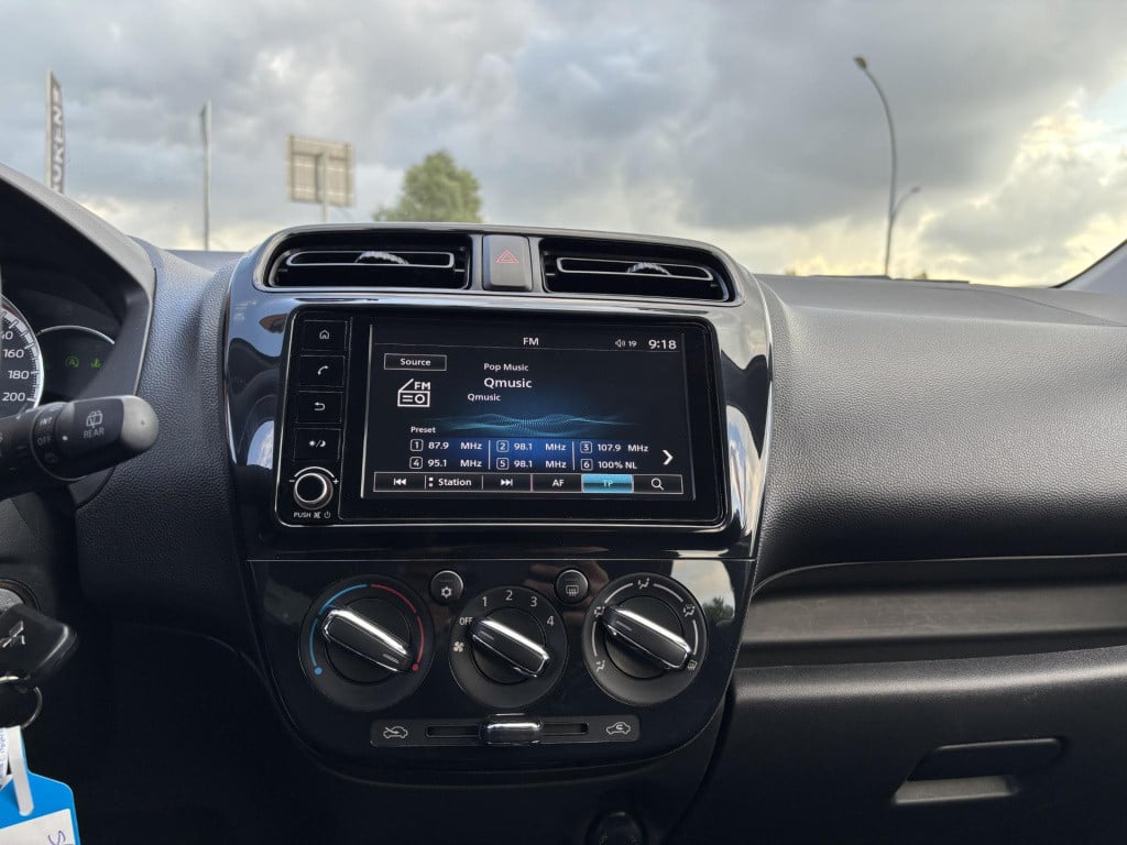 Mitsubishi Space Star 1.2 connect+ | apple carplay/android auto | aircondit