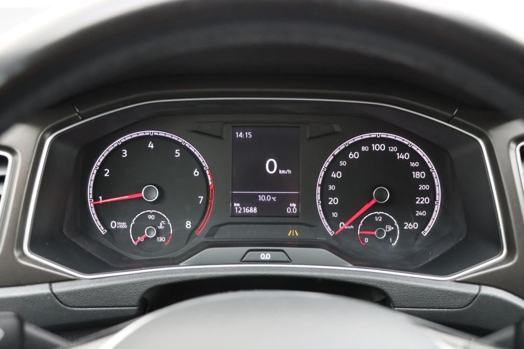 Volkswagen T-roc 1.5 tsi sport