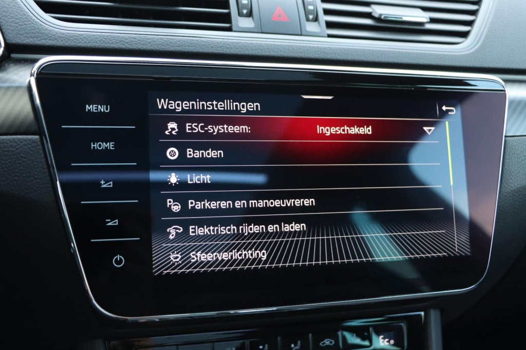 Skoda Superb combi 1.4 tsi iv sportline business