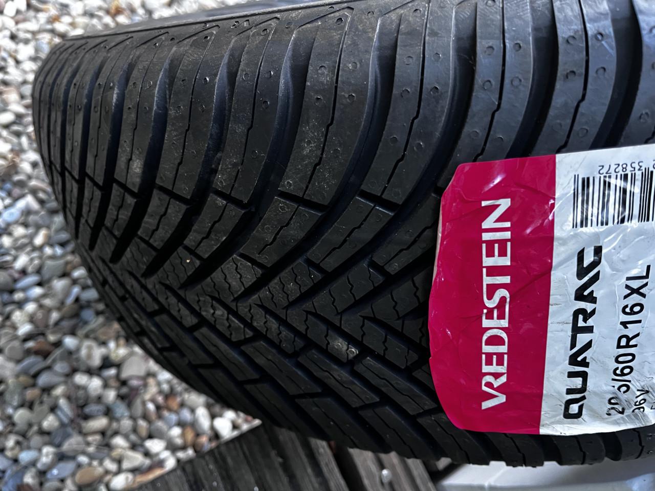 Nieuwe all season band Vredestein 205/60/16