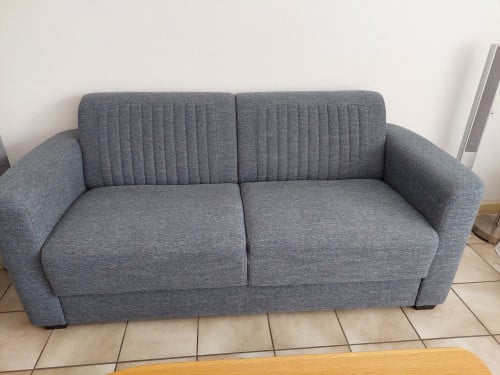 Te koop zgan 2 en een half zitsbankje