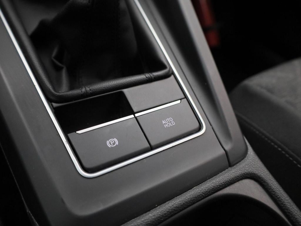 Volkswagen Golf variant viii 1.0 tsi 81kw life | navigatie | stoel/stuur ve