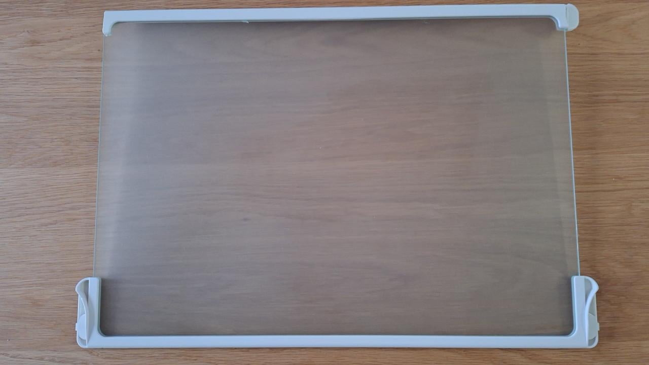 Liefhebber tafelmodel koelkast met vriesvak