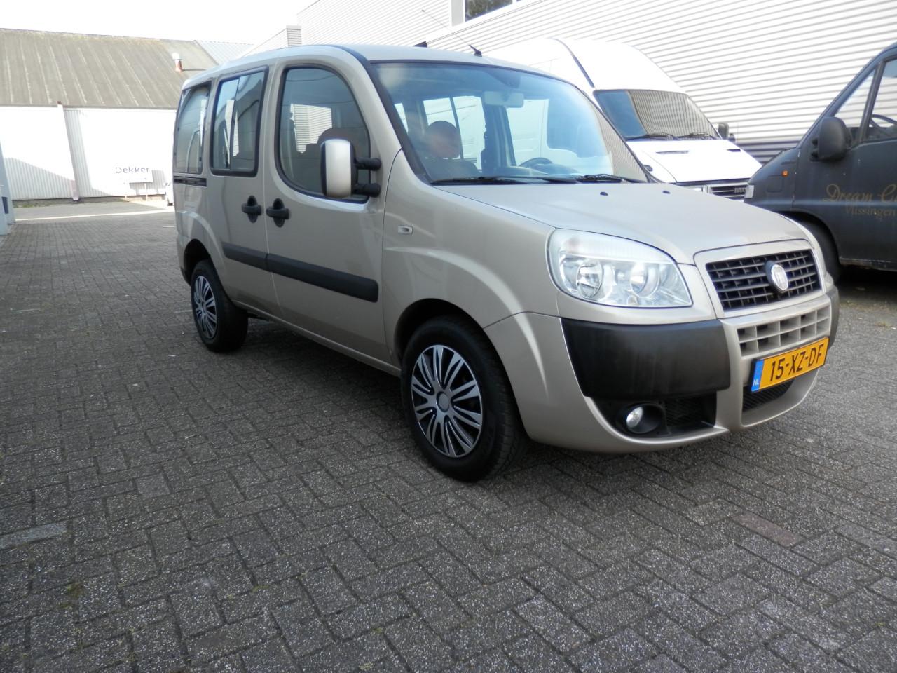 Auto Garant Biedt Aan: Fiat Doblo 1.4 Family