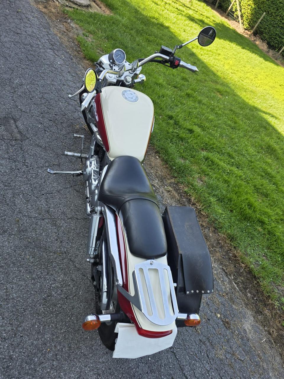 Te koop aangeboden: een prachtige Suzuki Marauder 800cc chopper