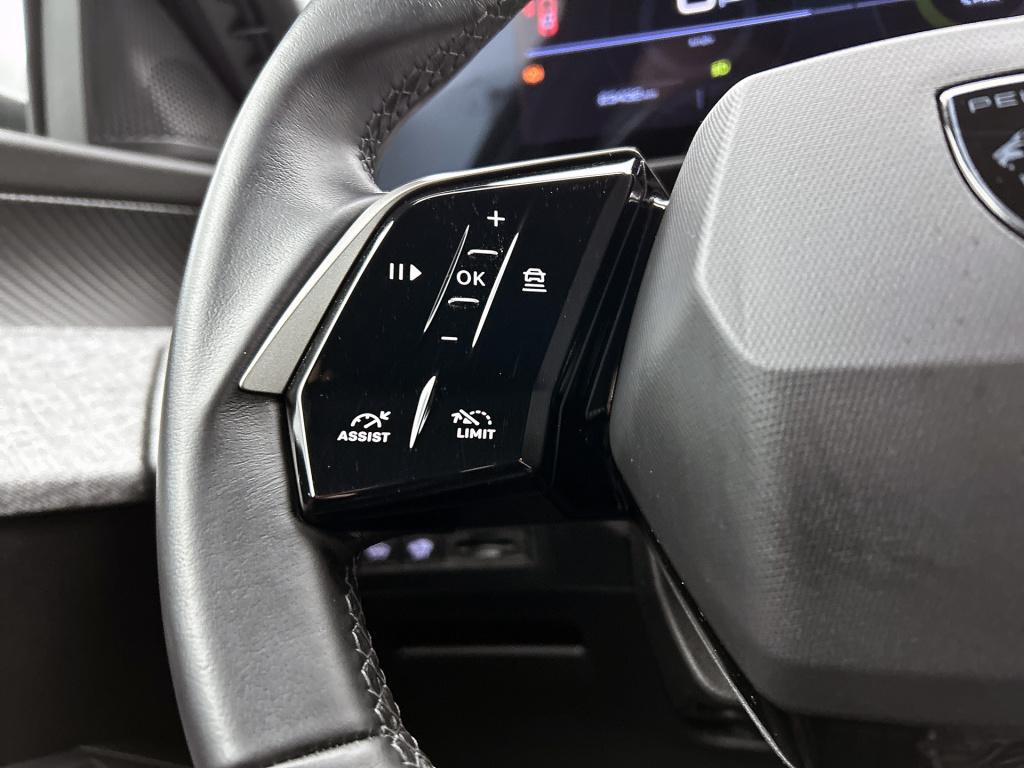 Peugeot 5008 hybrid 145 pk automaat allure | rijkalar | agr-stoelen | 360 c