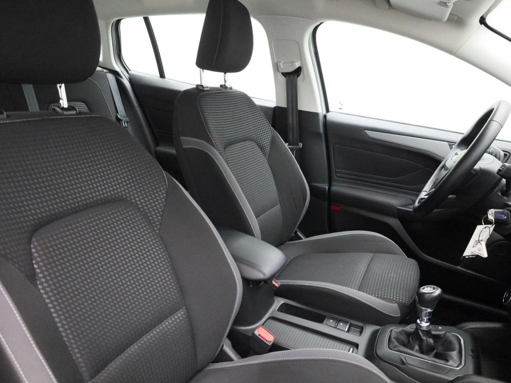 Ford Focus wagon 1.0 ecoboost hybrid connected | parkeer sensoren | navigat