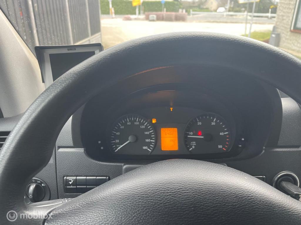 Mercedes-Benz Sprinter 5-t vrachtwagen/chassis bloemenwagen