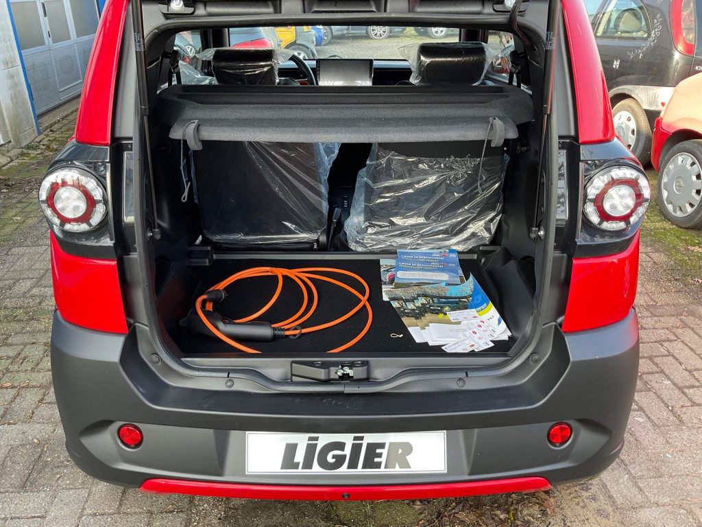 Ligier Myli r.ebel ev12