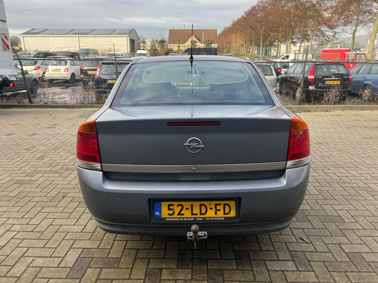 Opel Vectra 1.8-16V Elegance Vol Jaar Apk