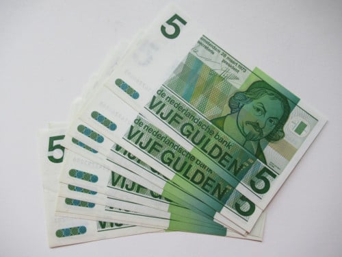 Bankbiljetten 5 en 10 gulden