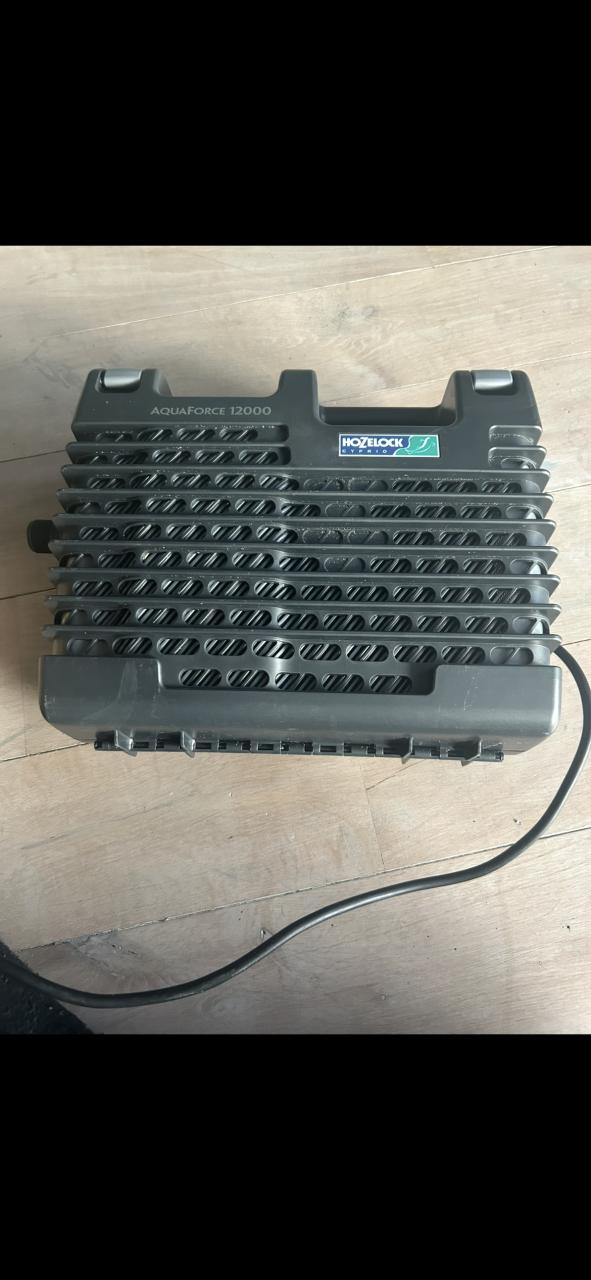 Te koop hozelock aquaforce 12000 sterke en zuinige Vijverpomp en 12000 lpu