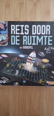 Reis door de ruimte