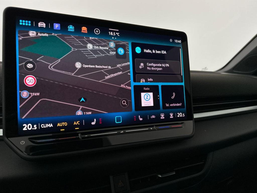 Volkswagen T-roc 1.5 etsi r-line first edition