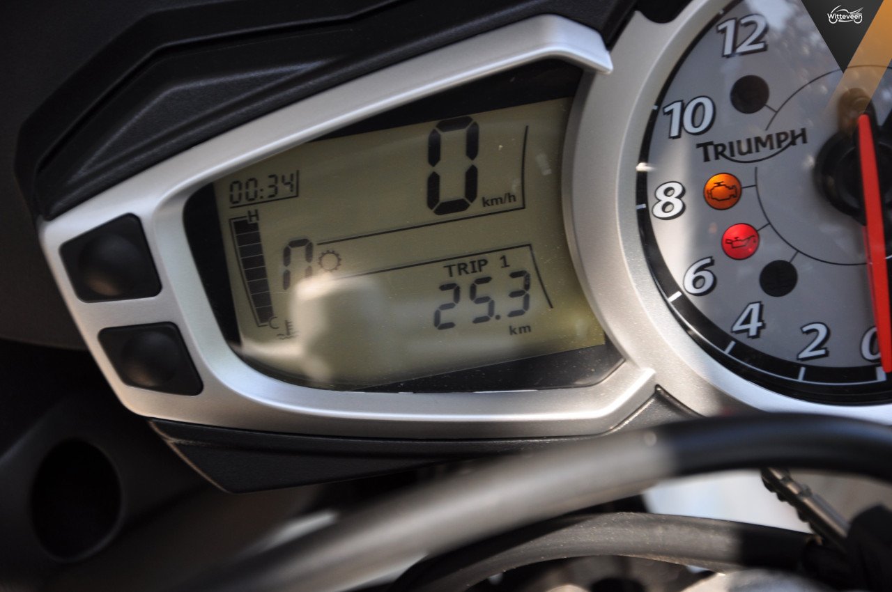 Triumph Street Triple 675