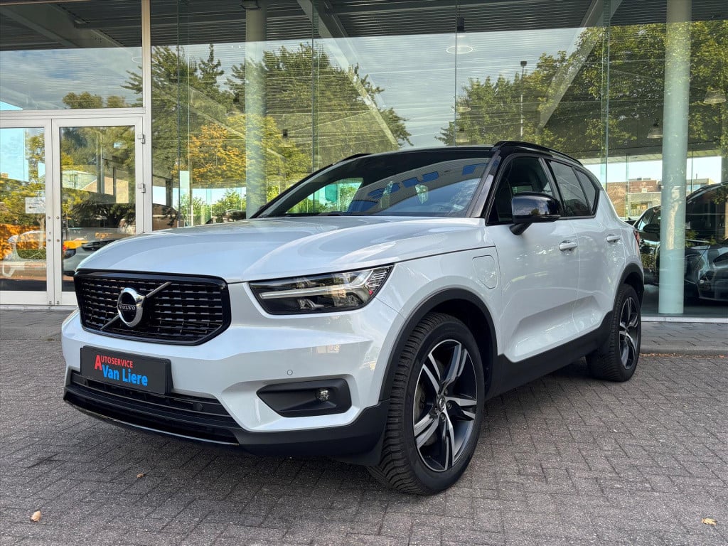 Volvo XC40 1.5 t5 recharge r-design|bliss|panoramadak|memorystoelen|stuur-s