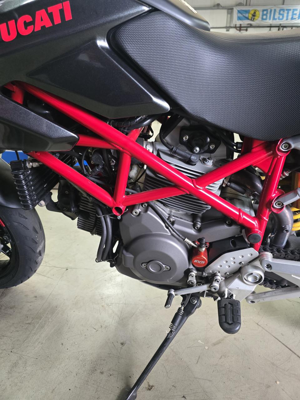 Ducati Hypermotard 1100 Evo