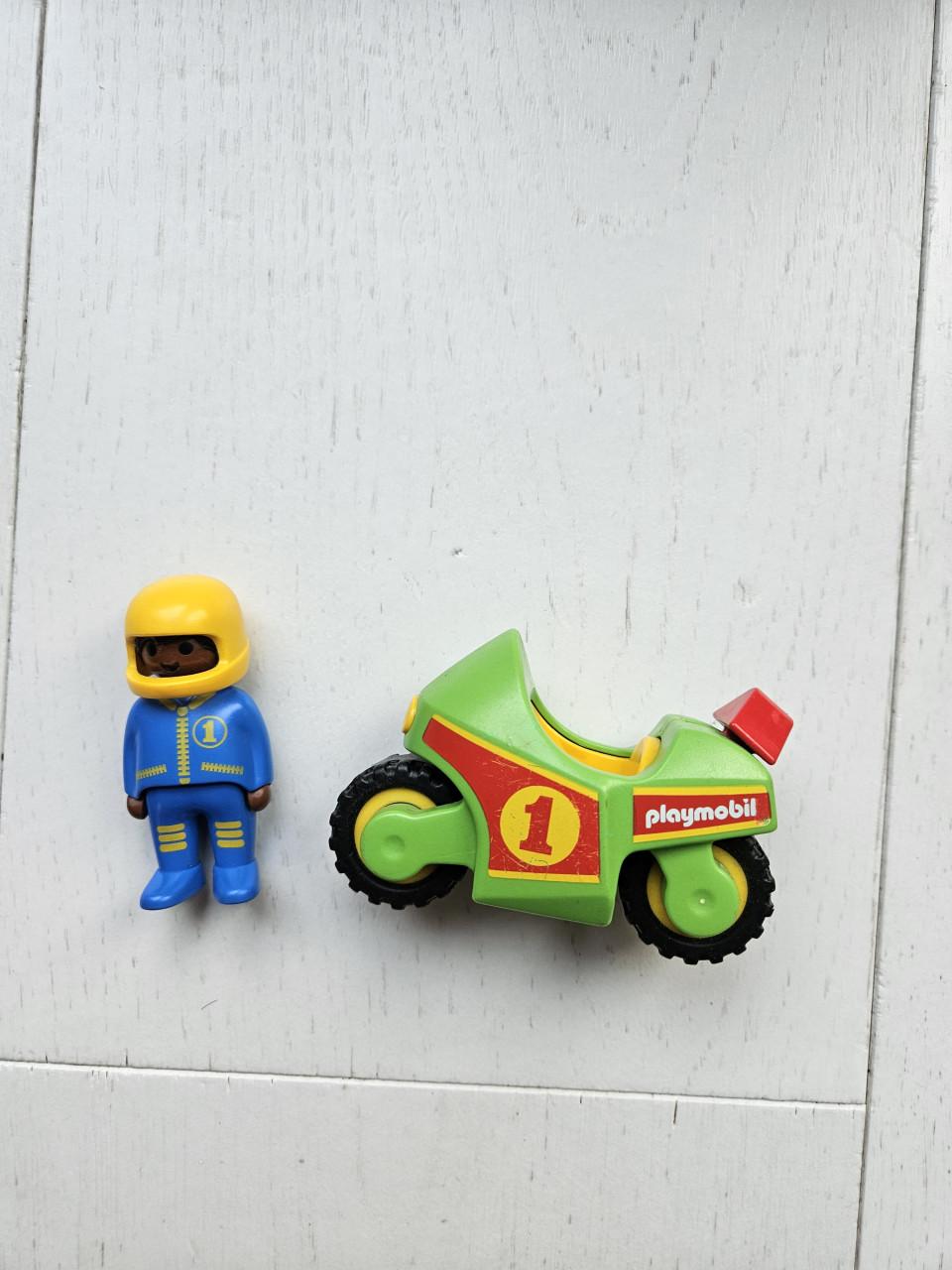 Playmobil diverse poppetjes en motors