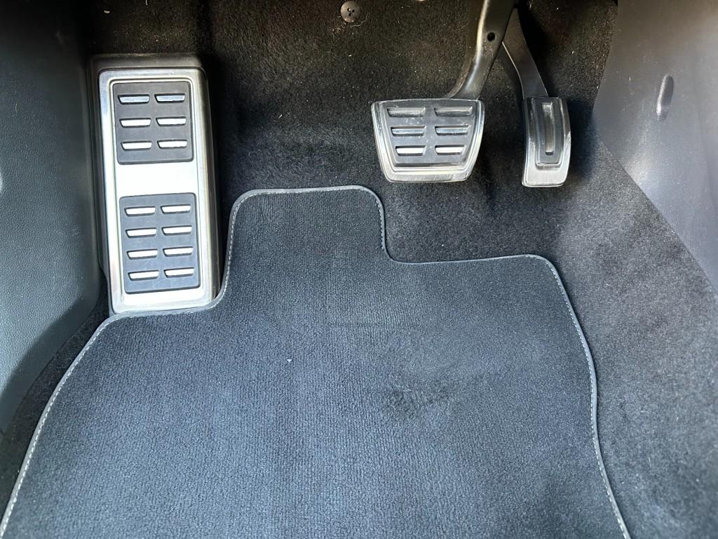 Volkswagen Touran 1.4 tsi highline edition r 7 persoons r-line led camera t