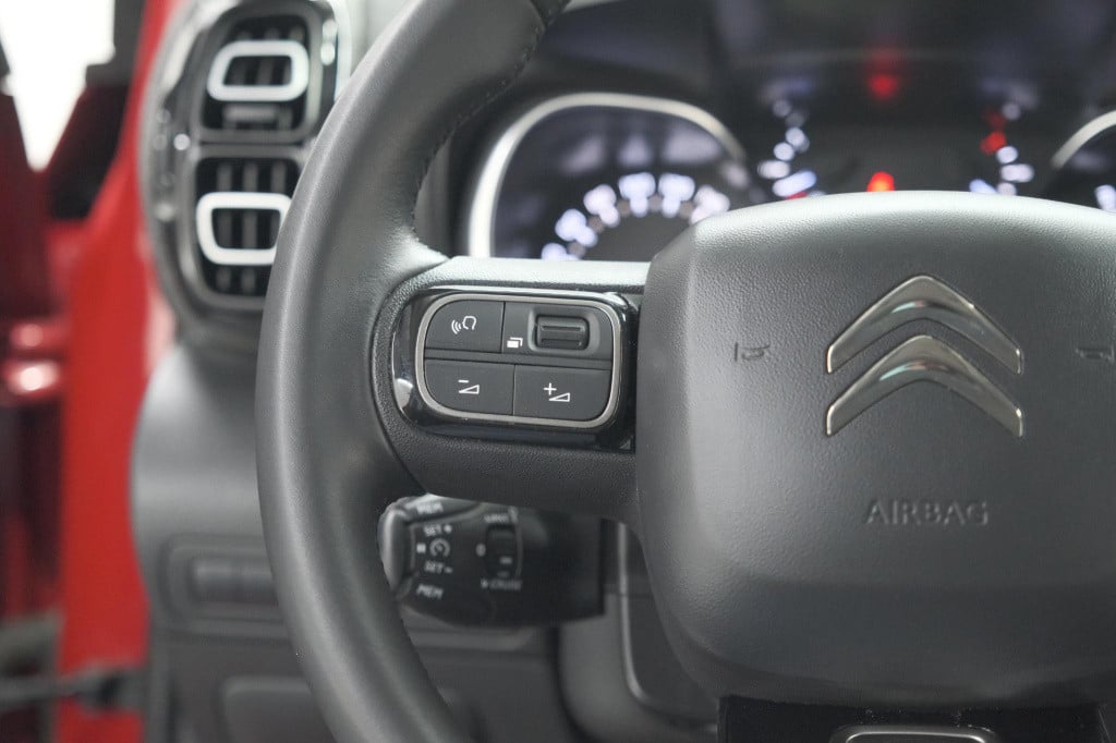 Citroen C3 Aircross puretech 110 feel | trekhaak | camera | apple carplay