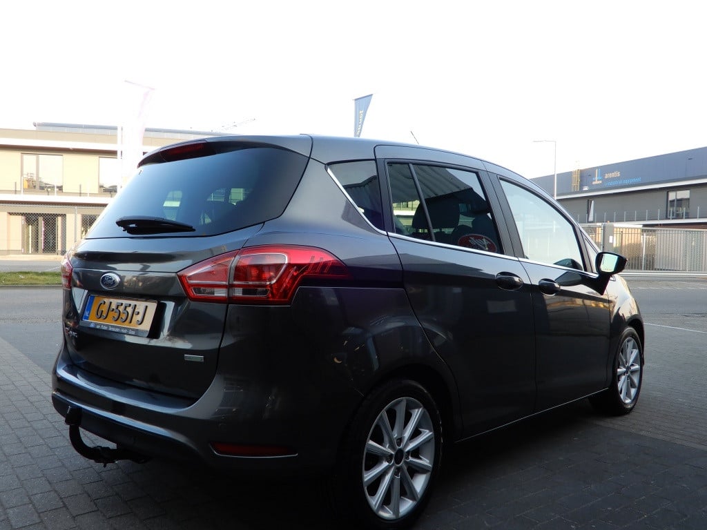 Ford B-max 1.0 ecoboost titanium | trekhaak | navi | achteruitrijcamera | t