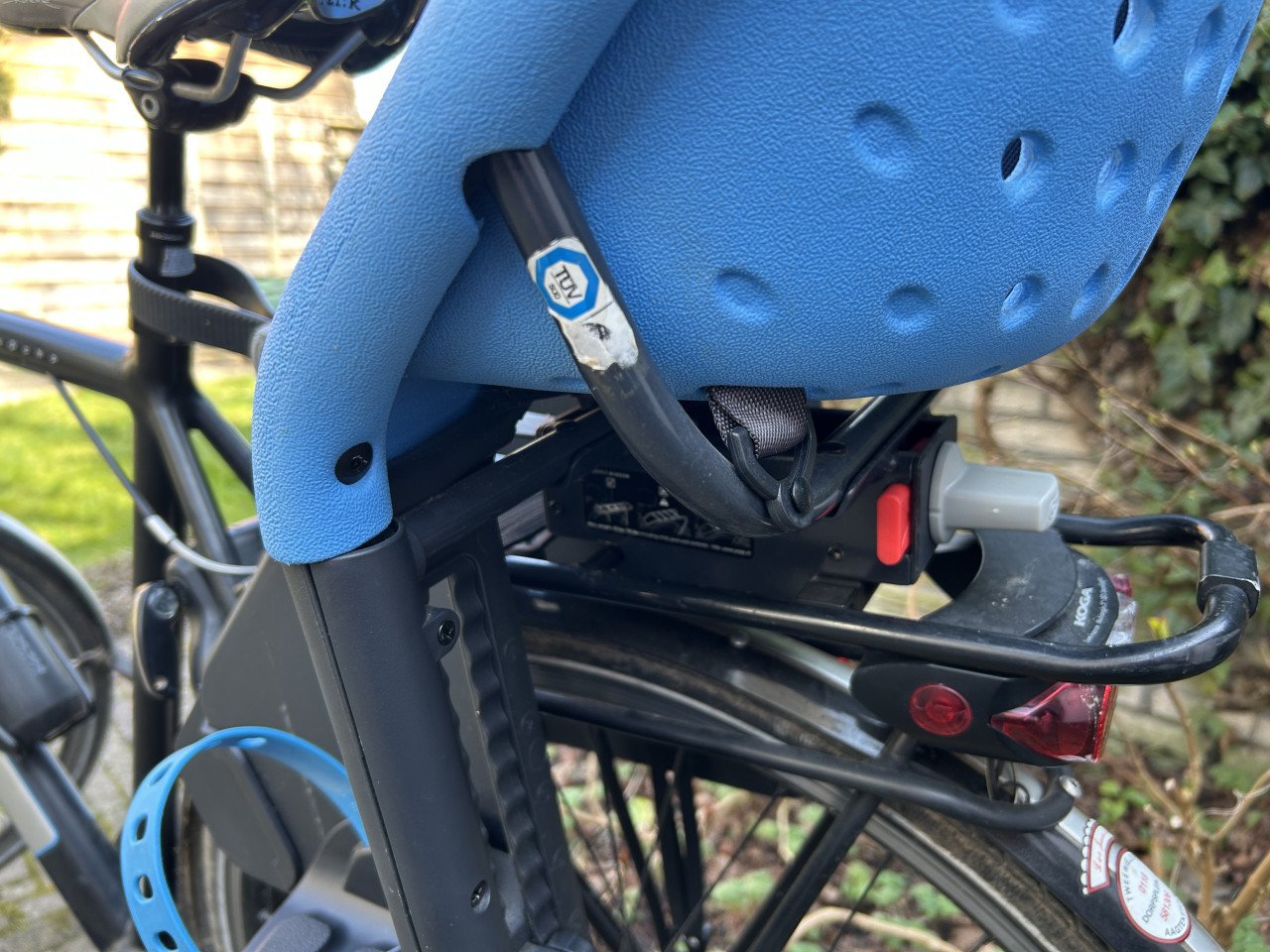 Fietsstoeltje Yepp voor bagagedrager - blauw - ZGAN
